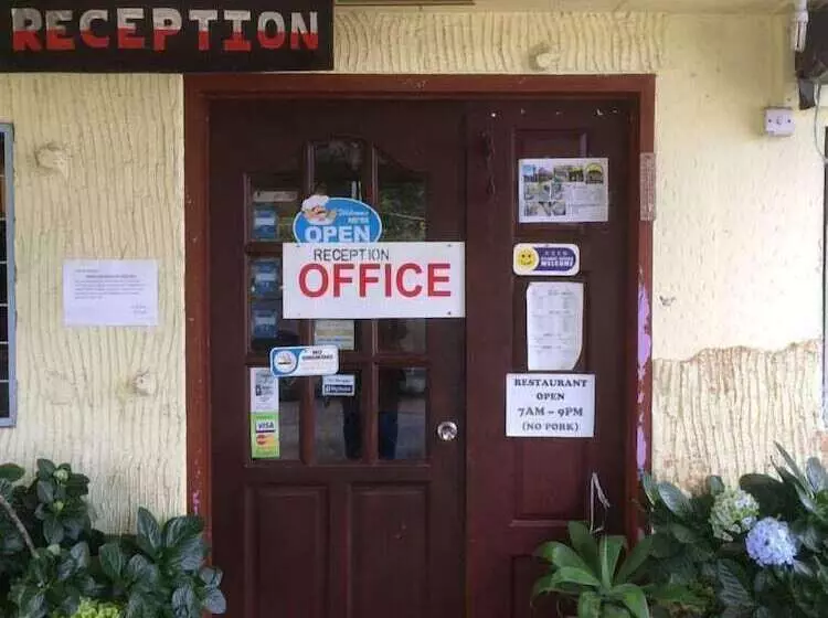 ホテル D'villa Rina Ria Lodge