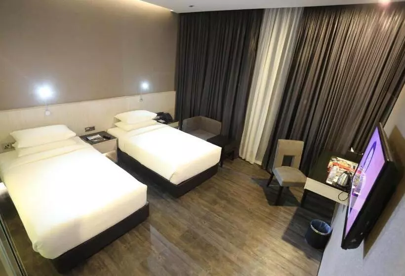 E.city Hotel At Onecity