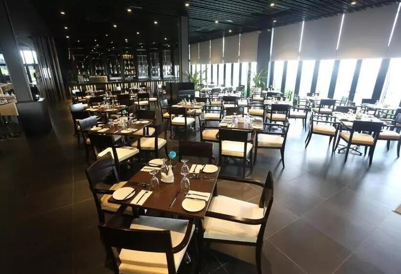 E.city Hotel At Onecity