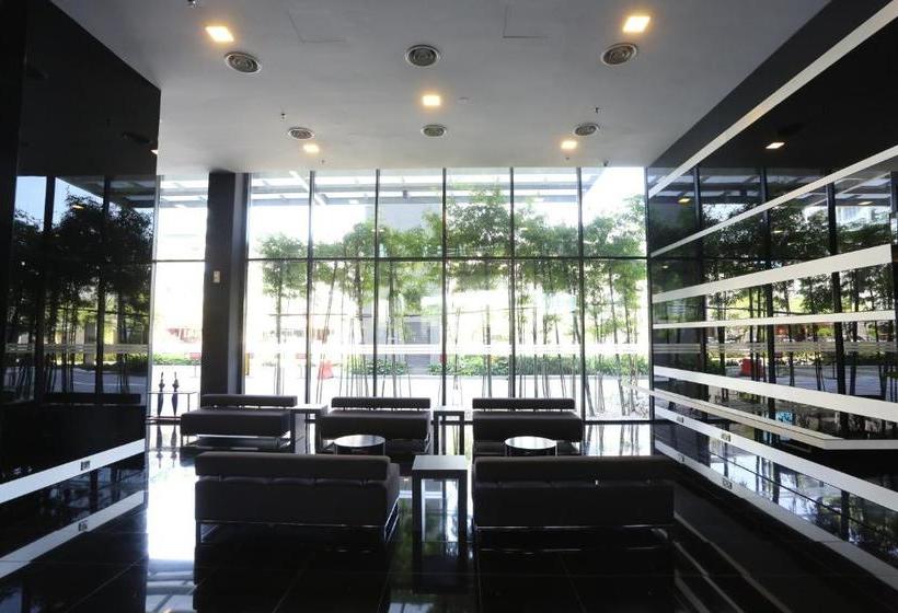 E.city Hotel At Onecity