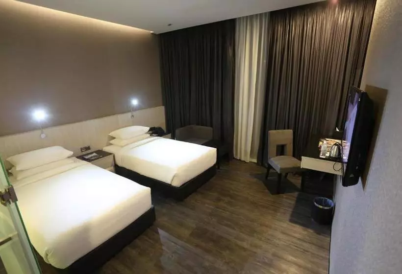 E.city Hotel At Onecity