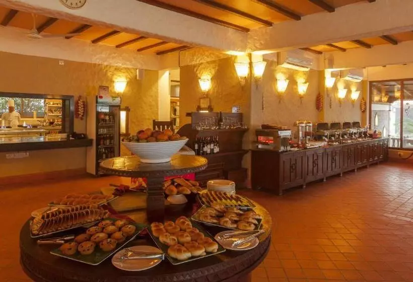 Hotel Green Park Chitwan