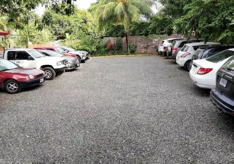 هتل Jaco Lodge Quiet Place