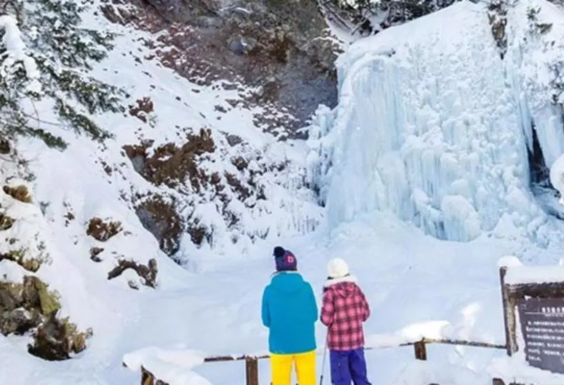 בית מלון כפרי Kyukamura Norikurakogen