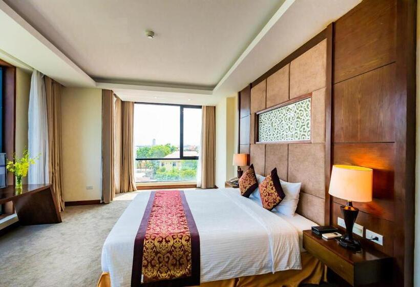 酒店 Muong Thanh Holiday Quang Binh