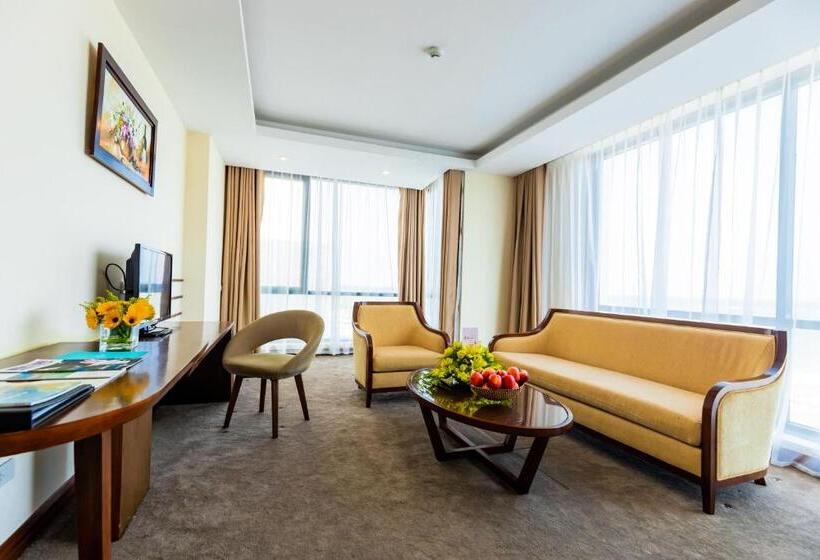 酒店 Muong Thanh Holiday Quang Binh