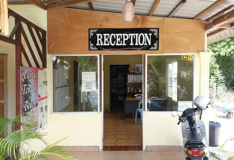 هتل Pantai Tengah Beach Inn