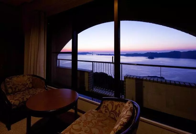 酒店 Plaza Awajishima