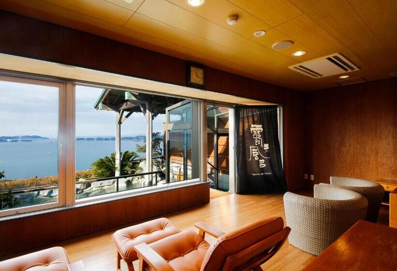 Hotel Plaza Awajishima