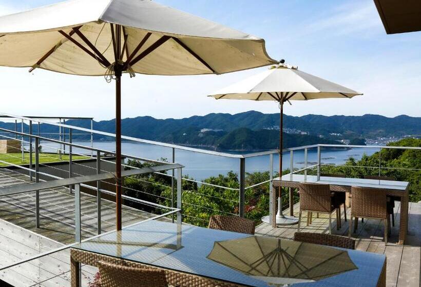 Hotel Plaza Awajishima