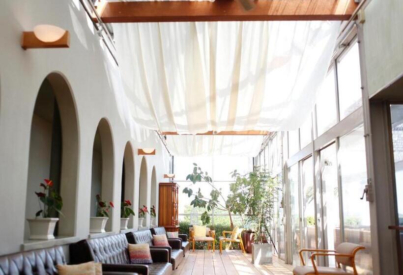 Hotel Plaza Awajishima