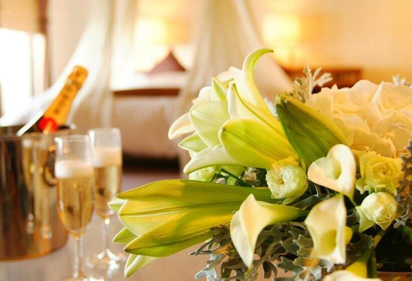 Hotel Plaza Awajishima