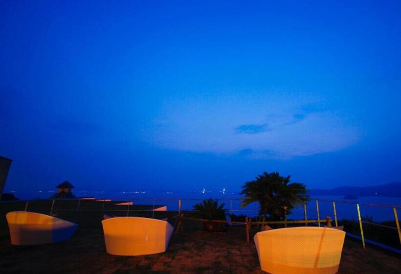 Hotel Plaza Awajishima