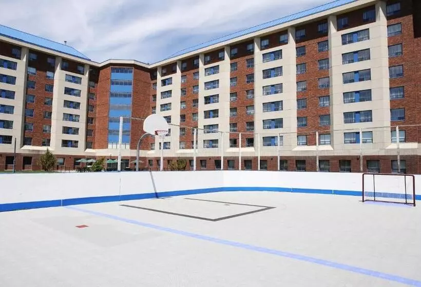 ホテル Residence & Conference Centre Barrie