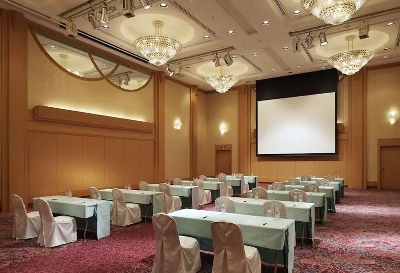 Hôtel The Celecton Premier Kobe Sanda