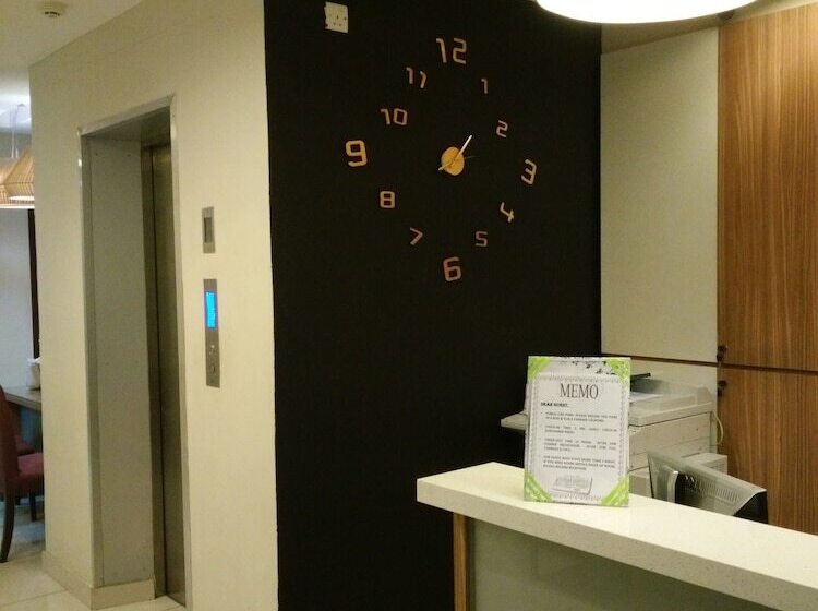 酒店 Jq Station Eight Inn