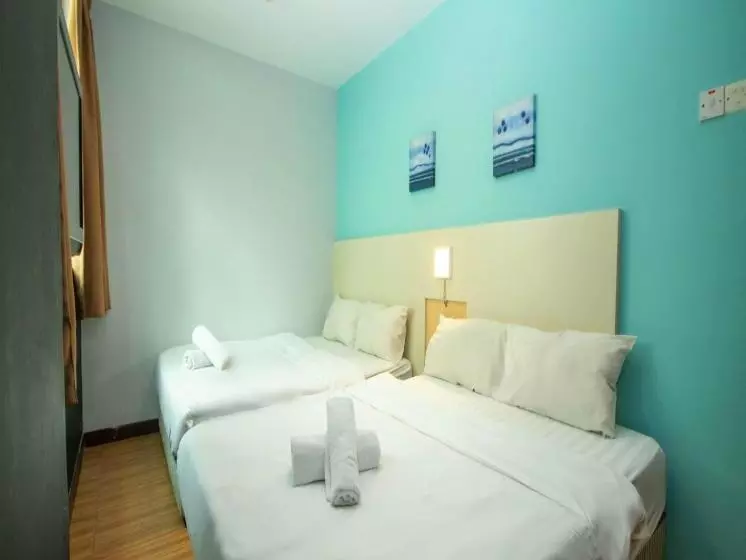 Hotel Jq Station Eight Inn