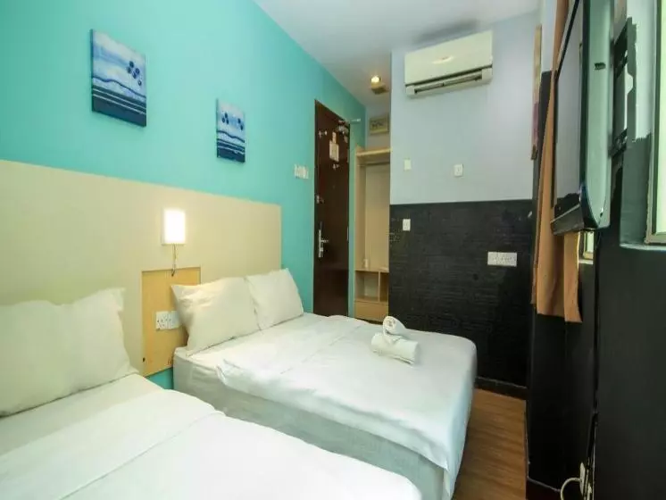 Hotel Jq Station Eight Inn