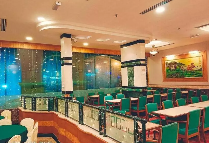 فندق The Paramount