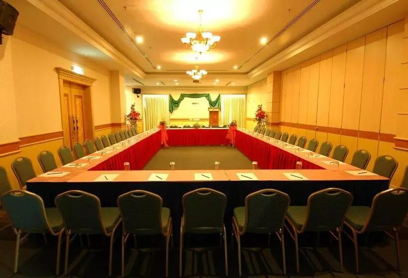 فندق The Paramount