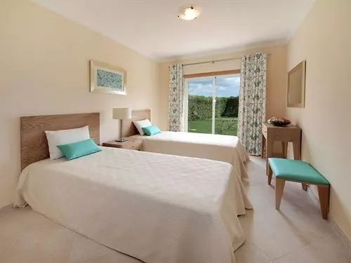 Oasis Parque Country Club