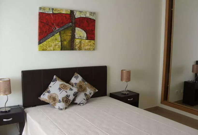 Oasis Parque Country Club