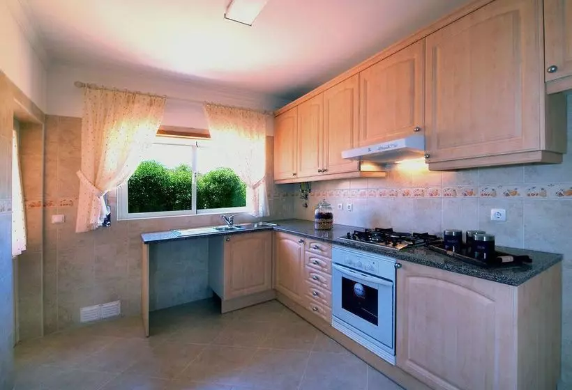 Oasis Parque Country Club