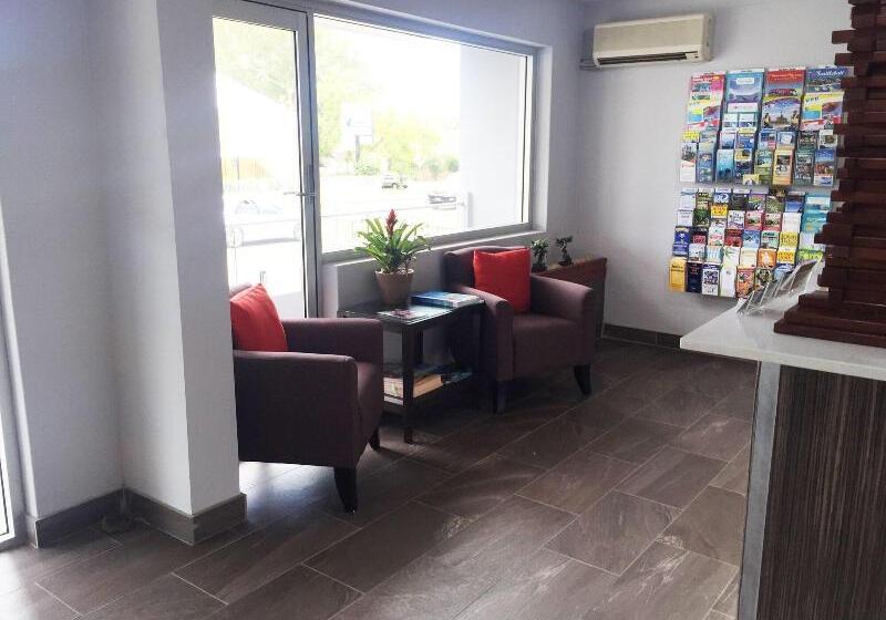 Peninsula Nelson Bay Motel And Serviced Apartments