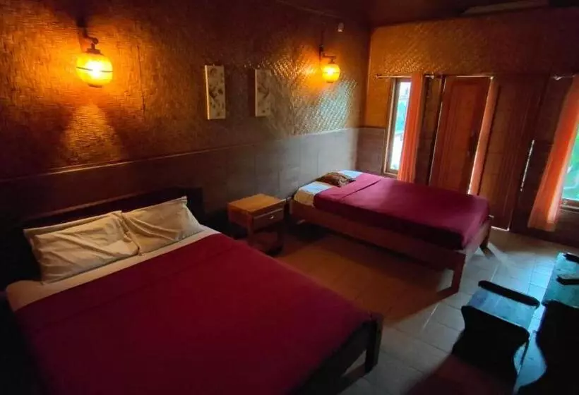 펜션 Dua Nina 2 Guesthouse