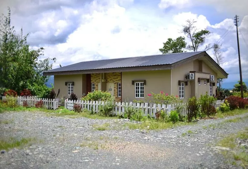 ペンション Sabah Tea Resort