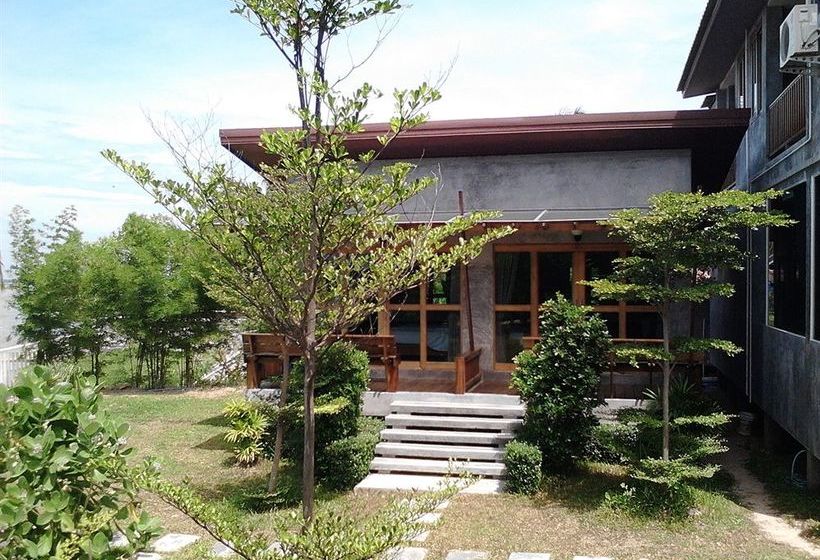 Phangan Palm Beach Resort