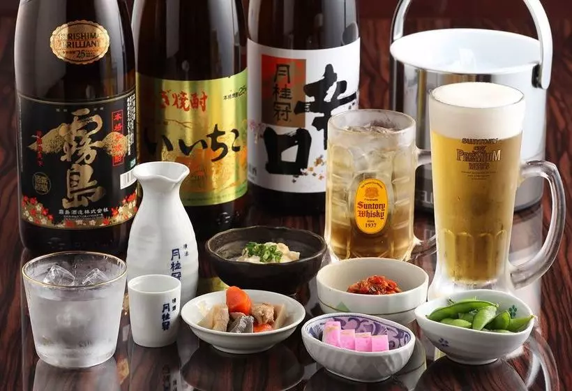 Sauna & Spa Hotel Avinel Fukuoka Caters To Men Hostel