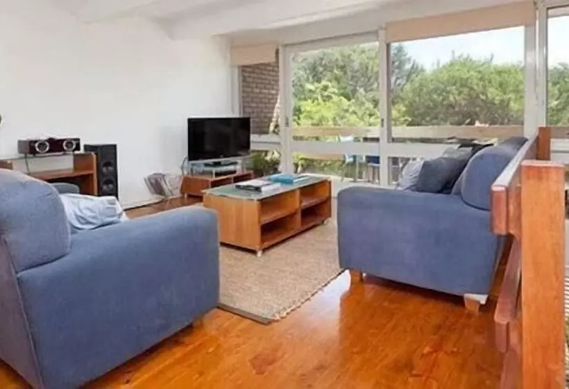 Bayside St Johns Close