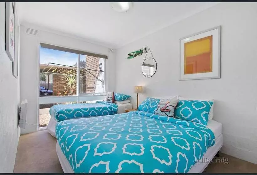 Bayside St Johns Close