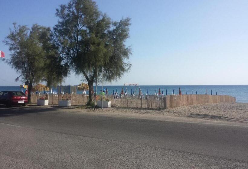 Bed and Breakfast Palazzo Madeo   Residenza D Epoca