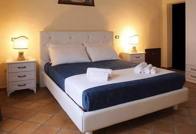 Bed and Breakfast Palazzo Madeo   Residenza D Epoca