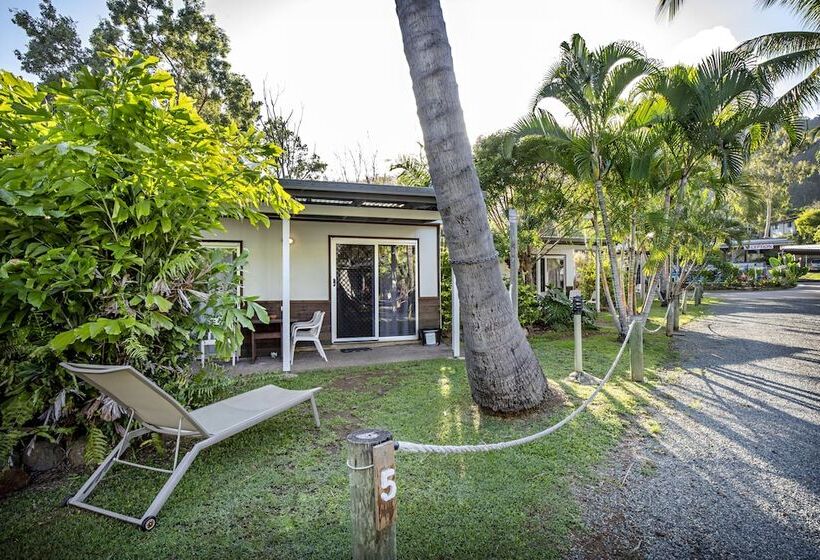 Bush Village Holiday Cabins