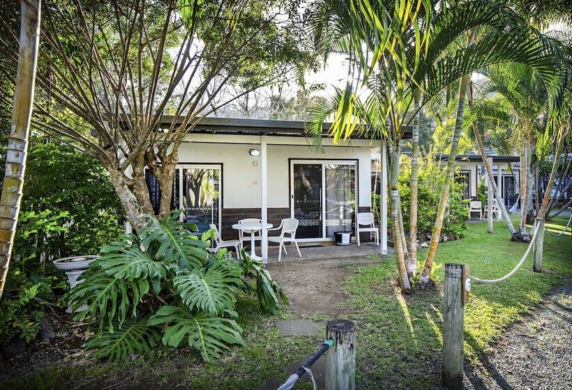 Bush Village Holiday Cabins