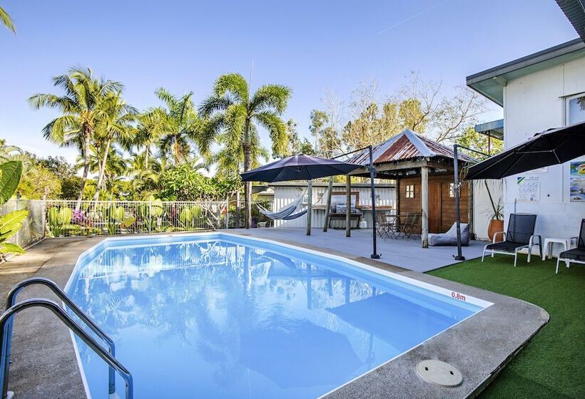 Bush Village Holiday Cabins