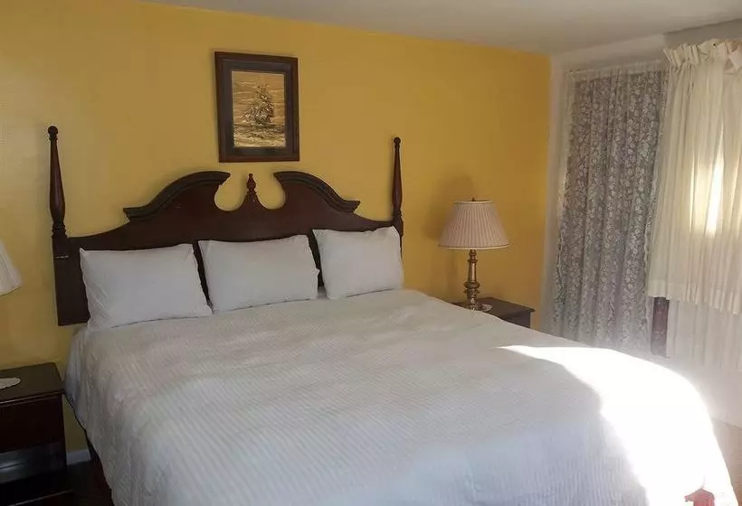 Catalina Airport Motel