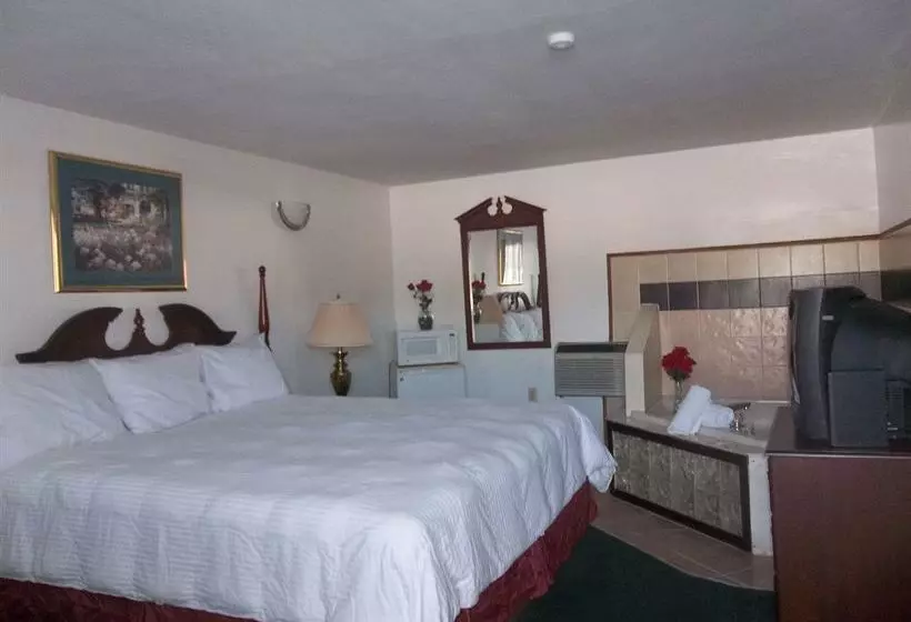 Catalina Airport Motel