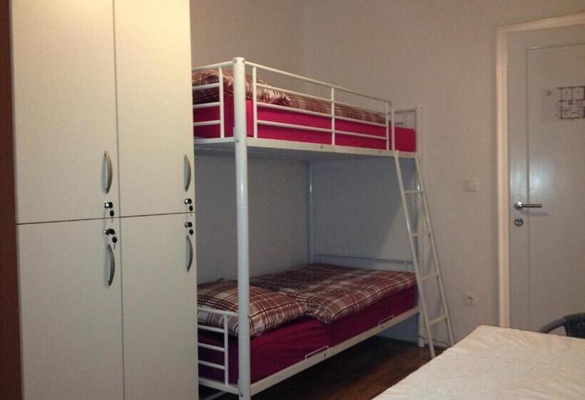 Hostel Split Backpackers 2