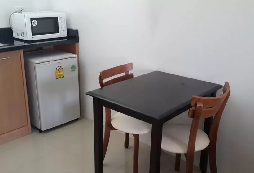 호텔 Aemjai Residence