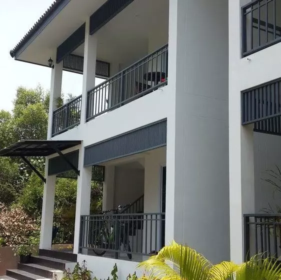 호텔 Aemjai Residence