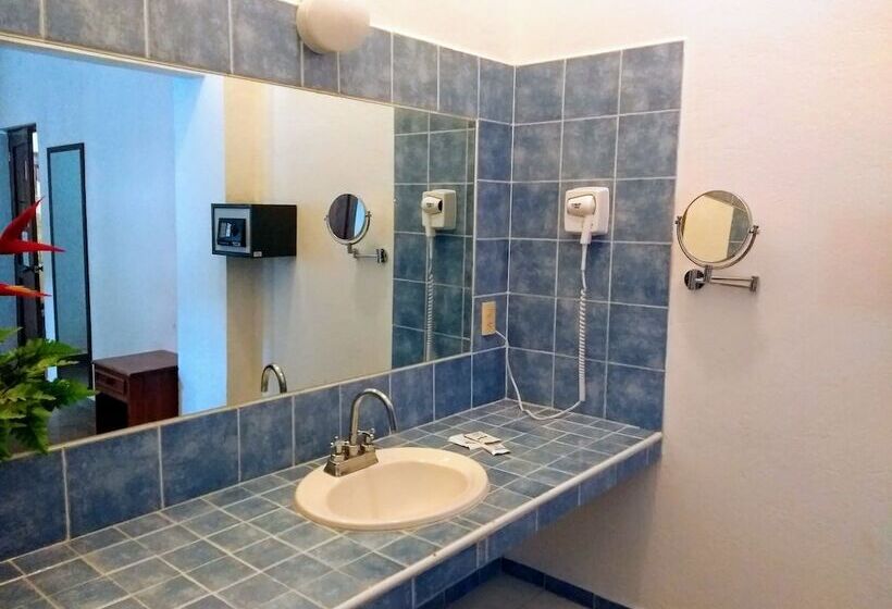 فندق Arenas Del Pacifico