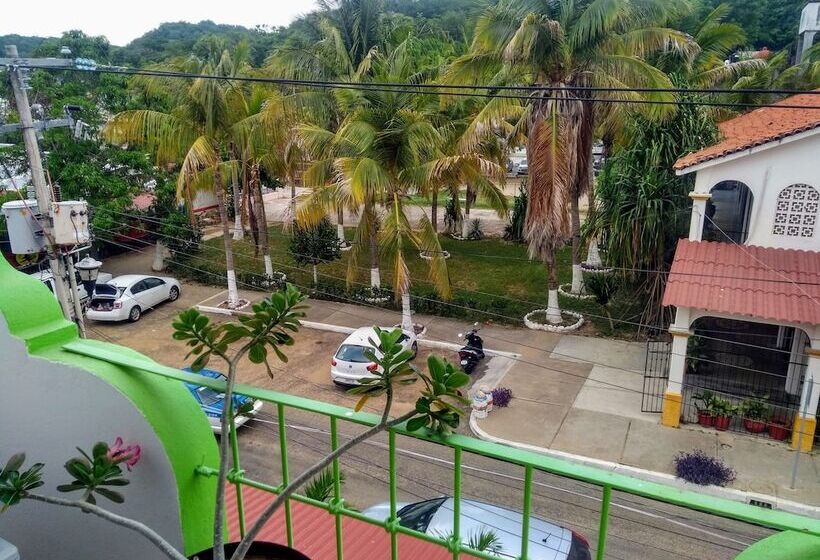 فندق Arenas Del Pacifico