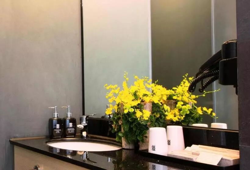 Bay Hotel Ho Chi Minh