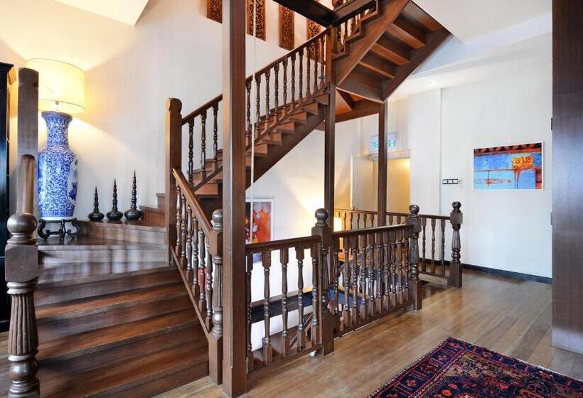 Hotel Campbell House