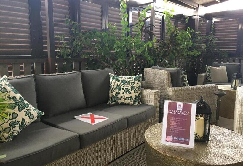 Hotel Campbell House