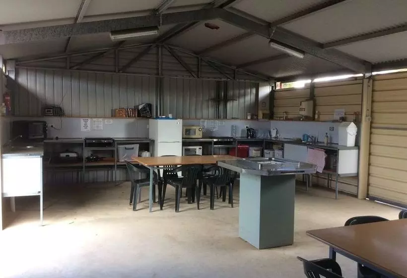 ホテル Gladstone Caravan Park  South Australia
